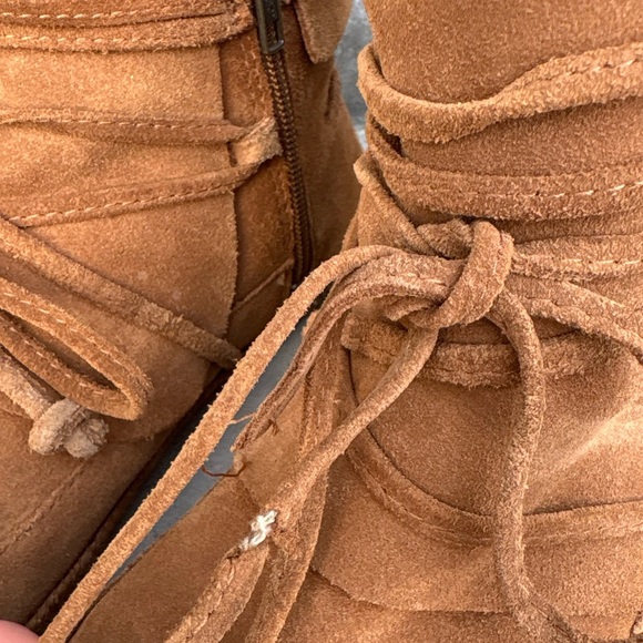 UGG Reid Women's Chestnut Ankle Booties 9.5 - Picture 4 of 10